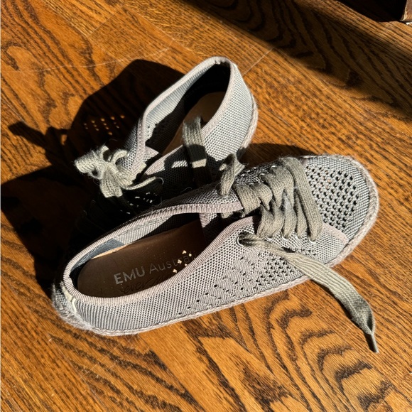 EMU Australia Canvas Shoe green size 7 - Picture 2 of 7